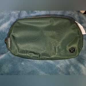 Lululemon Everywhere Bag